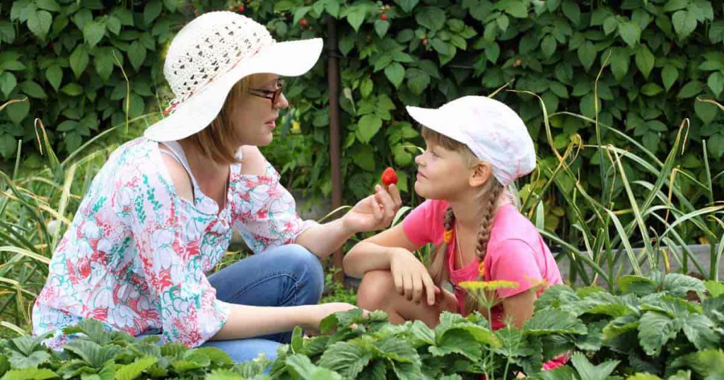 Kids Gardening: The Value Children Learning To Garden Kids Gardening: The Value Children Learning To Garden