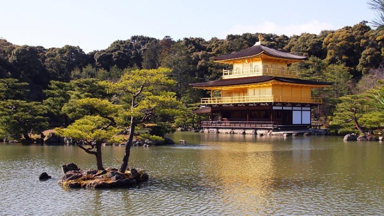 KInkaku-ji Golden Pavilion Temple